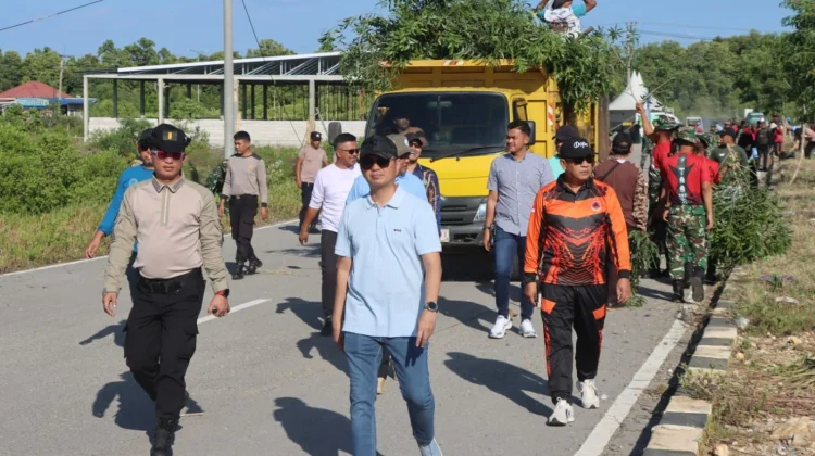 Bupati Kolaka Peringati Hari Lingkungan Hidup Sedunia dengan Aksi Kurve