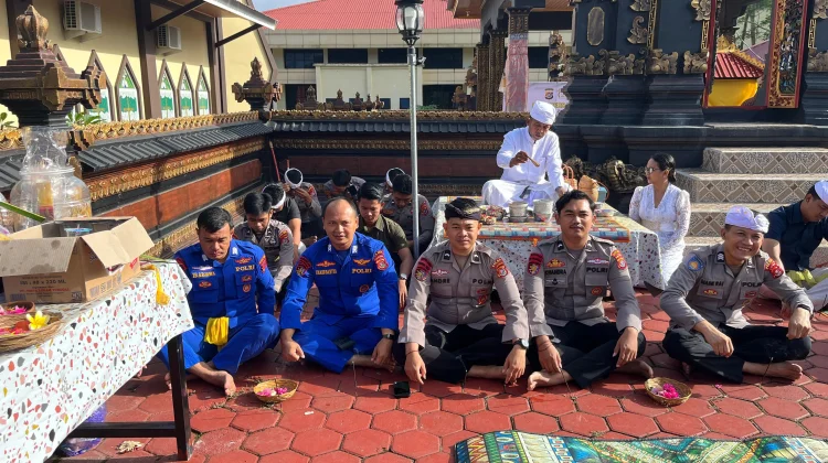 Doa Bersama di Pura Jadi Momentum Refleksi Hari Bhayangkara