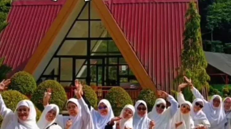 Refleksi Tahun Baru Islam, Muslimah Berkumpul di Alam Terbuka
