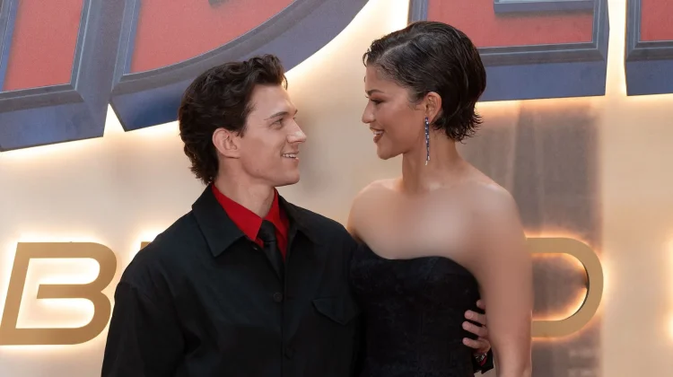 Tom Holland Akhirnya Buka Suara, Isyaratkan Sudah Menikah dengan Zendaya
