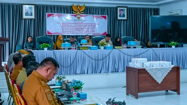 Pemkab Buteng Serahkan Laporan APBD 2025