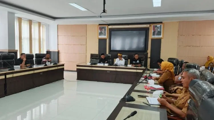 DPRD Kendari Gelar Rapat Kerja Bersama Dikbud dan BKPSDM Kendari