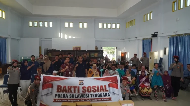 Sambangi Sentra Meohai, Ditreskrimum Polda Sultra Salurkan Bantuan Sosial