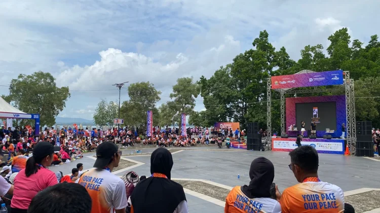 Damai Half Marathon 2026, Ribuan Pelari Ramaikan Kendari
