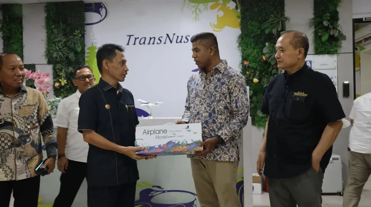 Bupati Ajak Pelaku Wisata Siap Sambut Penerbangan Bali-Wakatobi