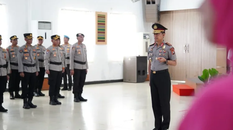 Kapolda Sultra Naik Pangkat Irjen Pol, Penghargaan Pengabdian Institusi Polri