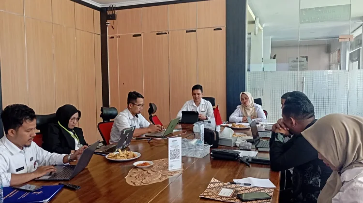 Kemenkum Sultra Harmonisasi Ranperbup Bombana tentang SK Asal Ikan