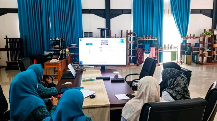 TP PKK Bombana Ikut Sosialisasi Tranformasi 6 SPM Posyandu Perkuat Pelayanan
