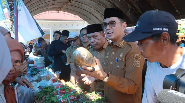 Gerakan Pangan Murah dan Bantuan Pupuk Organik