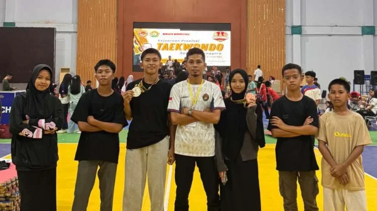 Santri Al-Ikhlas Lambuya Ukir Prestasi di Kejurprov Taekwondo Sultra