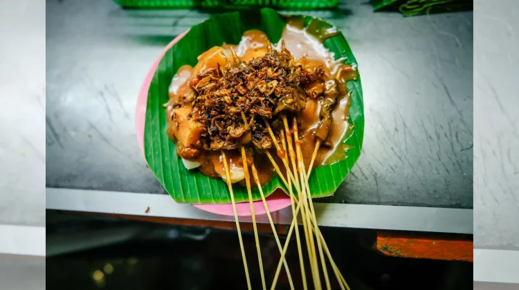 Sate Padang Jadi Hidangan Daging Terbaik Nomor Dua di Asia