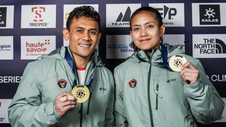 Veddriq dan Desak Antar Indonesia Raih Dua Emas di World Climbing Chamonix