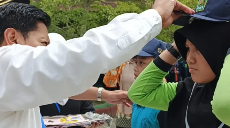 Kepala Madrasah Cetak Generasi Berakhlak dan Peduli Lingkungan
