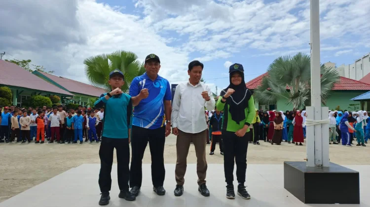 Kepala Madrasah Cetak Generasi Berakhlak dan Peduli Lingkungan