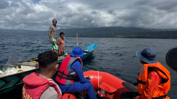 Tim SAR Gabungan Sisir Teluk Pasarwajo Cari Pria yang Hilang saat Memancing