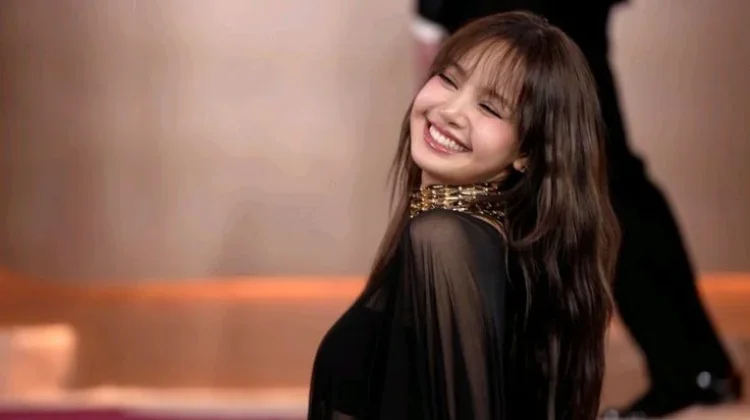 Film Dokumenter Solo Pertama Lisa BLACKPINK “Always Lalisa” Siap Tayang di TIFF 2026