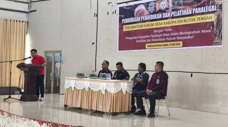 Bupati Buton tengah Buka Pendidikan dan Pelatihan Paralegal Posbankum Desa
