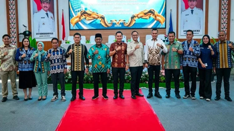 Wakil Bupati Konawe Selatan Hadiri Sosialisasi Pengalihan Saham Desa
