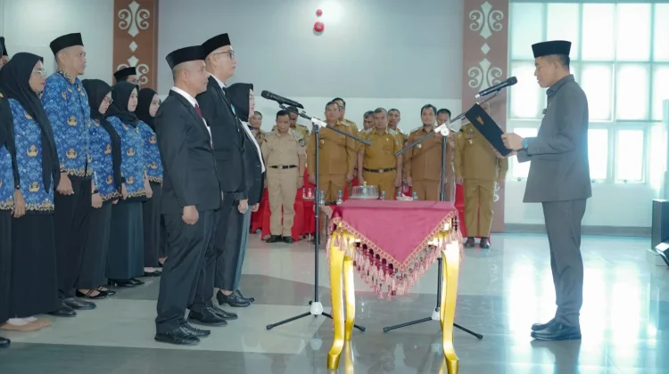 Bupati Konsel: Pejabat Baru Harus Tunjukkan Kinerja dan Inovasi