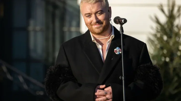 Sam Smith Rilis "Oh Mother", Lagu Emosional tentang Kasih dan Kekuatan Seorang Ibu