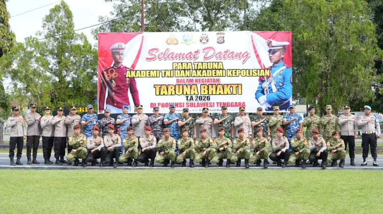 Suasana Penjemputan Taruna Akpol dan Akmil di Lanud Kendari