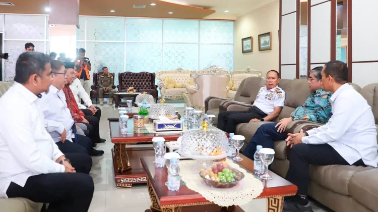Menaker Siapkan Program Peningkatan Kompetensi bagi 10 Ribu Warga Sultra
