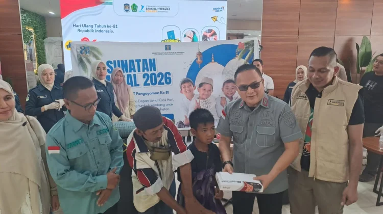 Kemenkum Sultra Gelar Sunatan Massal dan Pemeriksaan Kesehatan Gratis di Unaaha