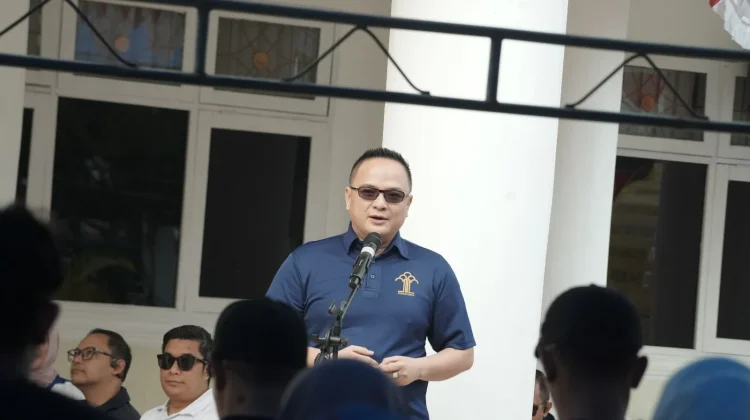 Hari Pengayoman ke-81,Kemenkum Sultra Ajak Jajaran dan Masyarakat Ikuti Fun Walk