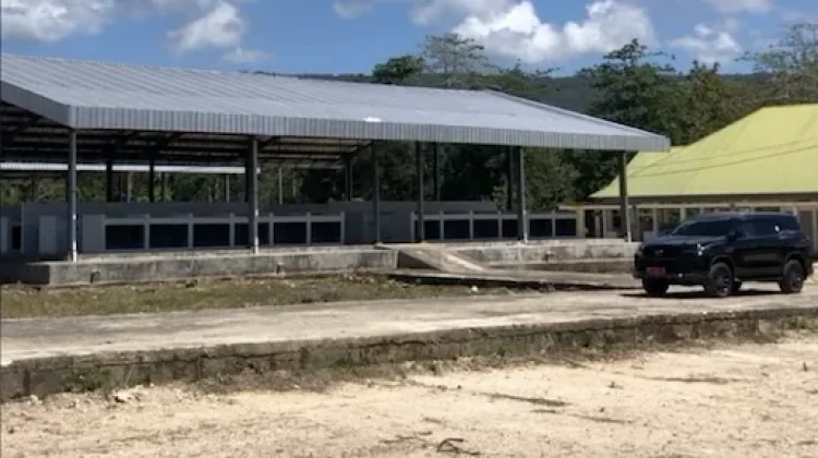 Bupati Buton Siapkan Pasar Ompu untuk Relokasi Pedagang Kebakaran Pasar Kaloko