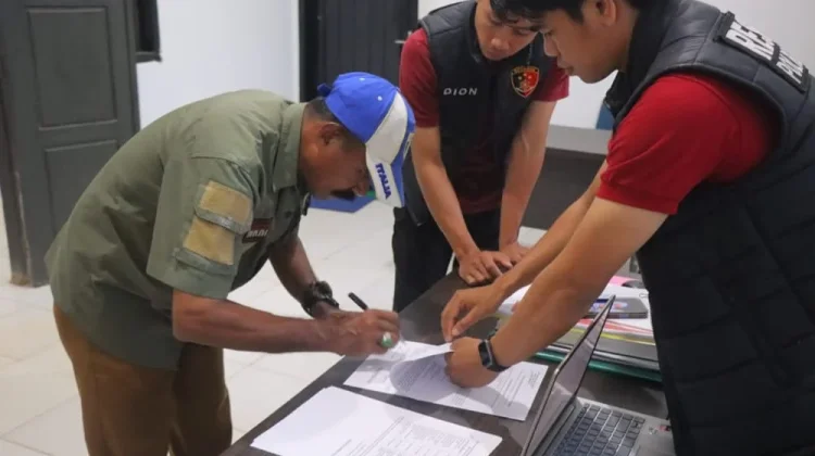 Satreskrim Polres Konut Geledah Kantor DPMD Terkait Dugaan Korupsi Pengadaan