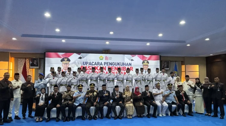 Gubernur Andi Sumangerukka Kukuhkan Paskibraka Sultra 2026