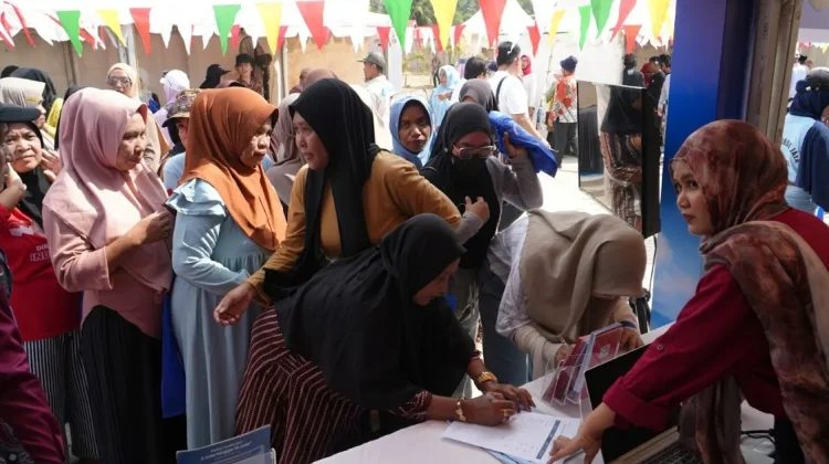 OJK Sultra dan KKP Dorong Keuangan Inklusif di KNMP Sorue Jaya