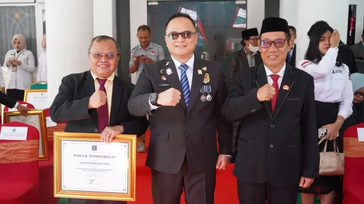 Koltim Raih Penghargaan Kabupaten Teraktif Harmonisasi Produk Hukum