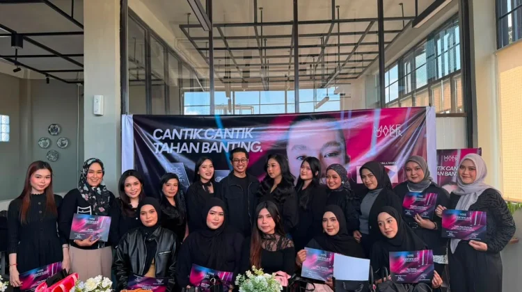 Self Make Up Class Kendari Tingkatkan Skill dan Percaya Diri