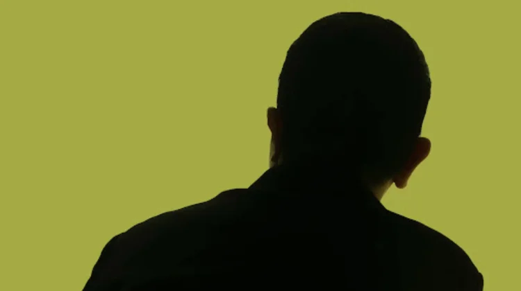 Teh Hijau Tulus Curi Perhatian Penikmat Musik Indonesia
