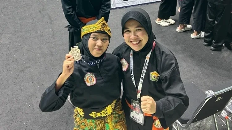 Atlet Tapak Suci Sultra Raih Emas di Bandung Open Tournament Pencak Silat