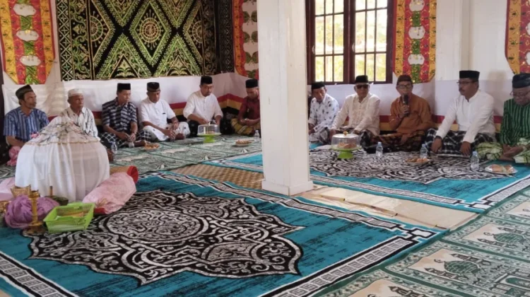 Lestarikan Tradisi, Lembaga Adat Barata Kahedupa Gelar Peringatan Maulid