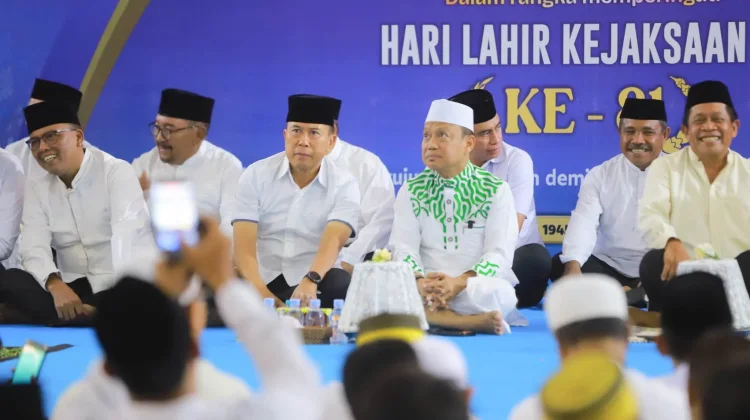 Gubernur ASR Hadiri Pengajian Akbar Kejati Sultra Bersama Ustadz Das’ad Latif