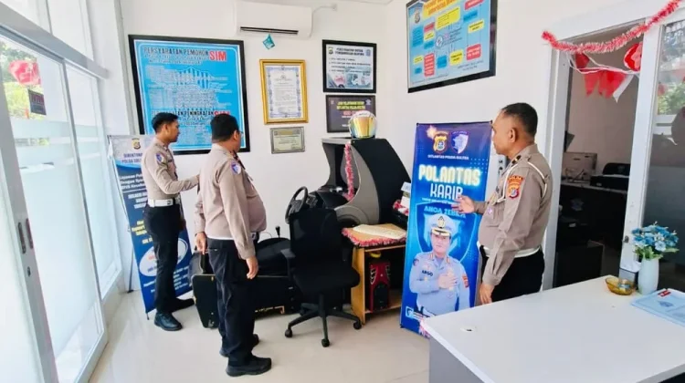 Wadir Lantas Polda Sultra Tinjau Pelayanan SIM, Dorong Layanan Humanis