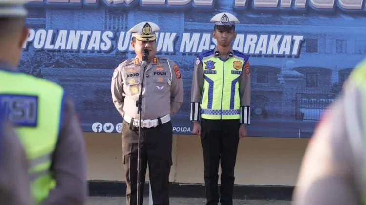 Dirlantas Polda Sultra Pimpin Upacara Kenaikan Pangkat Personel
