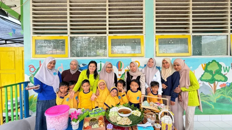 Kenalkan Kuliner Lokal, Anak PAUD King Abdul Azis Praktik Memasak