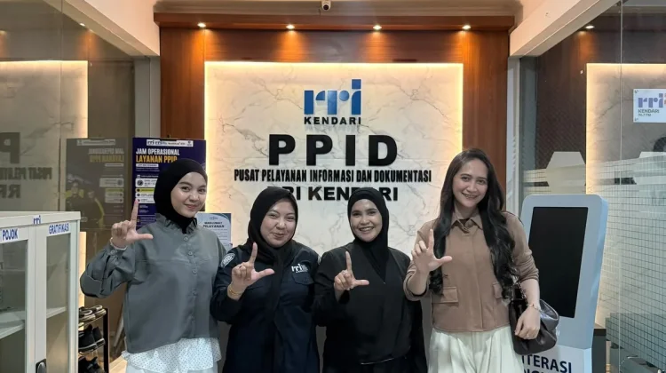 Tangan di Atas Dorong Kepedulian Sosial