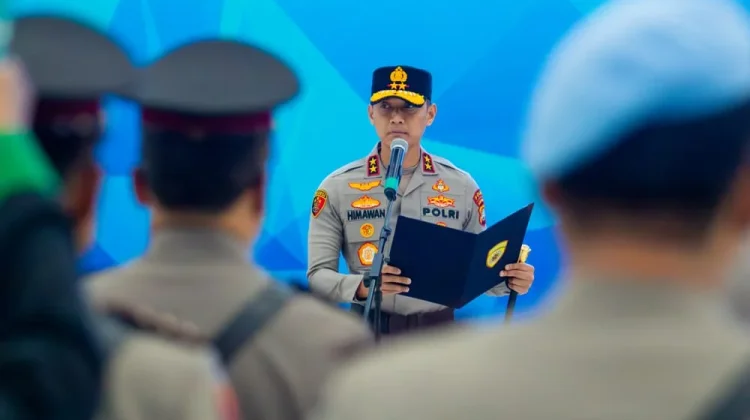 Mutasi 11 Personel, Kapolda Sultra Tekankan Penguatan Kinerja