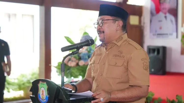 Lantik HMI-KOHATI Bombana, Bupati Dorong Mahasiswa Jadi Calon Pemimpin