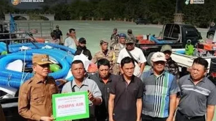 Kementan Salurkan 70 Pompa Air kepada Petani di Konsel