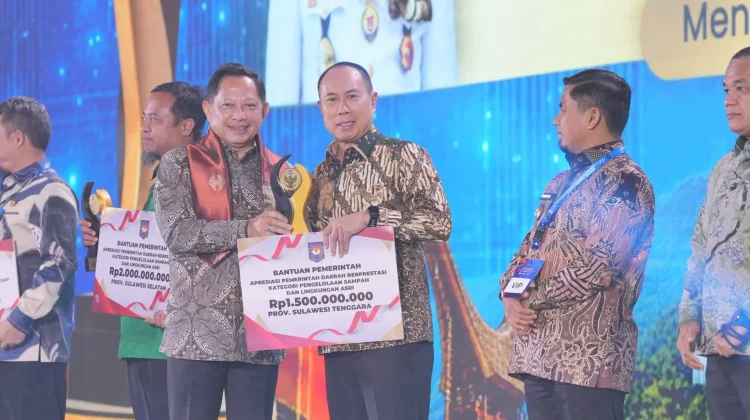 Kinerja Layanan dan Lingkungan, Sultra Raih Dana Apresiasi Rp3 Miliar