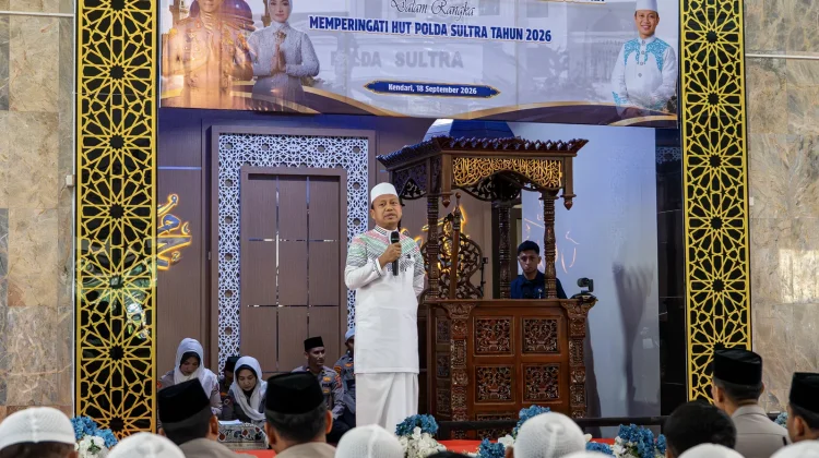 Ustaz Das'ad Latif Isi Tausiah Doa Bersama Hari Jadi Polda Sultra