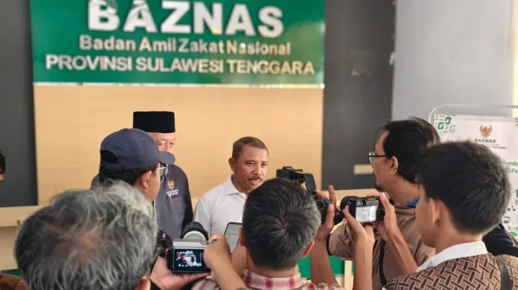 Bedah Rumah Baznas Sultra Sasar Warga Desil Empat