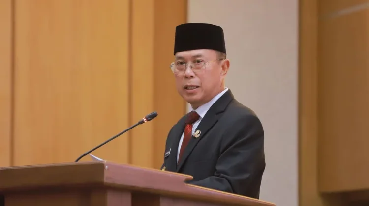 Gubernur Sultra Beri Tiga Arahan saat Lantik 104 Pejabat