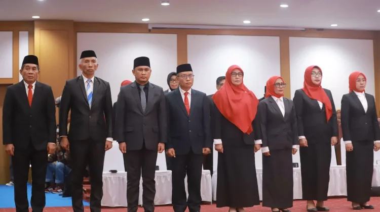 Lantik 104 Pejabat, Gubernur Sultra Minta ASN Fokus pada Kinerja